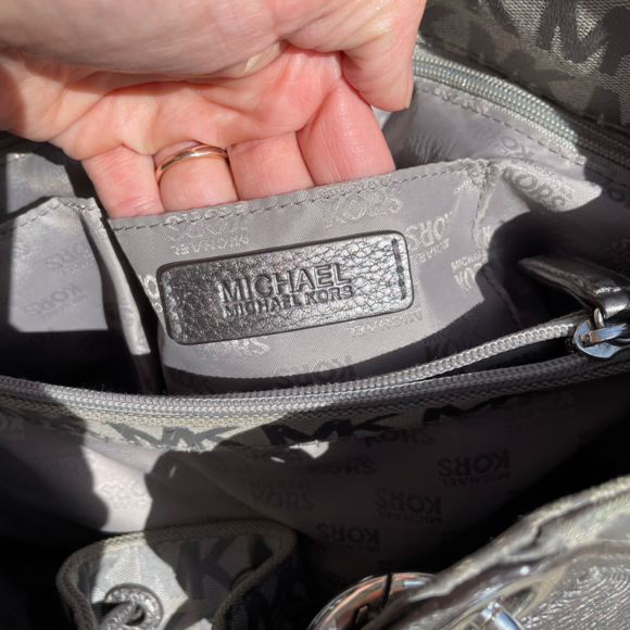 Michael Kors MK gray Drawstring Shoulder bag - Picture 8 of 10